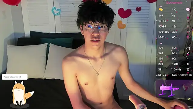 Snapshot of miilo_wolf chatting on 09-15-25, 01:11 miilo wolf online show from 09-15-25, 01:11