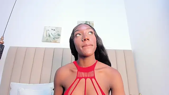 Mistt Mia online show from 06-10-26, 07:24