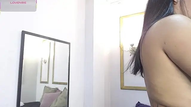 Lucigh  online show from 10-06-25, 07:33