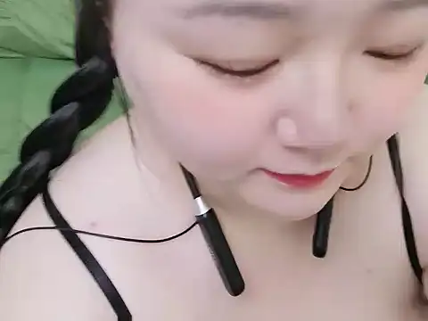 Snapshot of Adelle01 chatting on 02-22-26, 08:46 Adelle01 online show from 02-22-26, 08:46