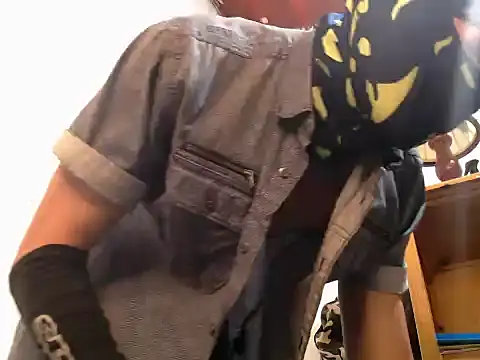 axelknight66 online show from 10-31-25, 01:39