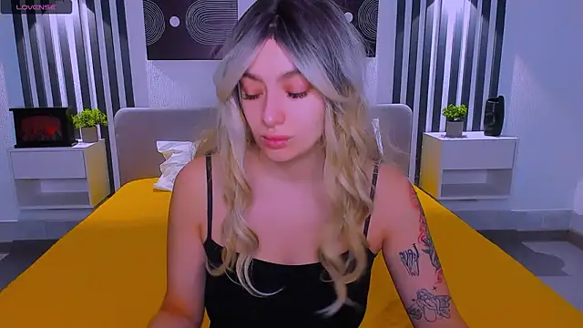 Emily Tylerr online show from 03-07-26, 12:51