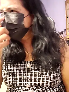 mallu-lover online show from 09-10-25, 01:55