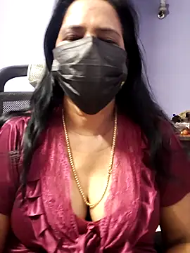 mallu-lover online show from 09-29-25, 01:16