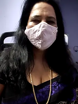 mallu-lover online show from 12-05-25, 03:15