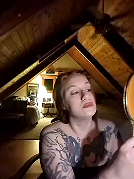 hazel333 online show from 03-18-26, 01:58