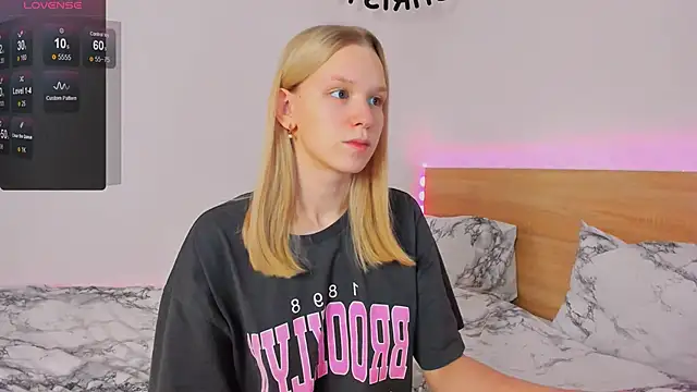 Snapshot of _Gentle_Angel_Melissa_ chatting on 12-03-25, 09:02 Gentle Angel Melissa online show from 12-03-25, 09:02