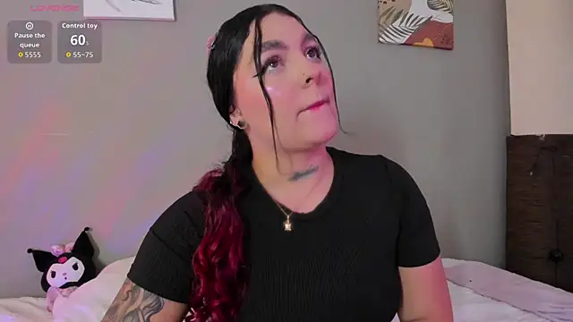 Snapshot of melody_blossom_ chatting on 09-26-25, 08:24 melody blossom  online show from 09-26-25, 08:24