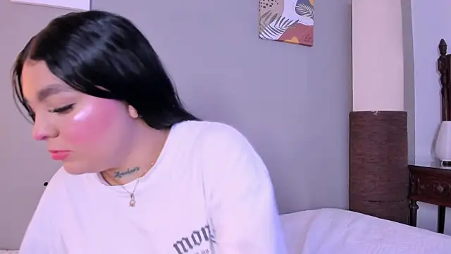 Snapshot of melody_blossom_ chatting on 10-08-25, 08:17 melody blossom  online show from 10-08-25, 08:17