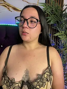 sara roy04  online show from 10-07-25, 03:36