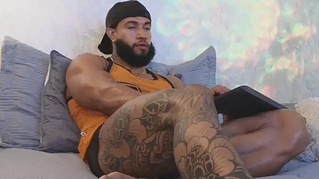 Osher Cox online show from 04-25-26, 01:41