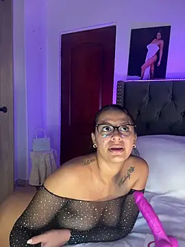 ema zoe online show from 04-20-26, 12:02