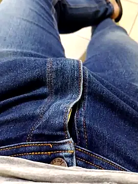 JoaoPedro17cm online show from 09-18-25, 01:35