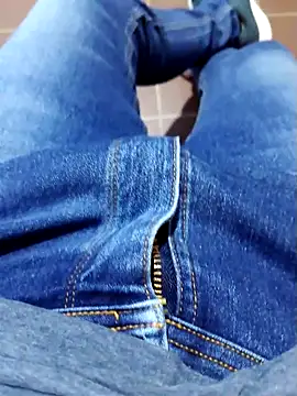 JoaoPedro17cm online show from 09-25-25, 03:38