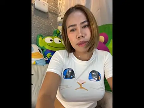 Kath C online show from 11-26-25, 08:15