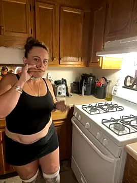 Snapshot of daddienympho chatting on 10-21-25, 03:29 daddienympho online show from 10-21-25, 03:29