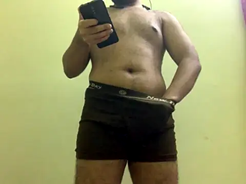 Snapshot of SOUTHKL chatting on 10-25-25, 04:13 SOUTHKL online show from 10-25-25, 04:13