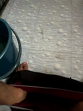 Snapshot of NoddingScorpion chatting on 09-20-25, 04:02 NoddingScorpion online show from 09-20-25, 04:02