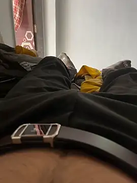 Snapshot of NoddingScorpion chatting on 11-07-25, 11:32 NoddingScorpion online show from 11-07-25, 11:32