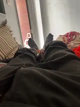 Snapshot of NoddingScorpion chatting on 11-11-25, 08:36 NoddingScorpion online show from 11-11-25, 08:36