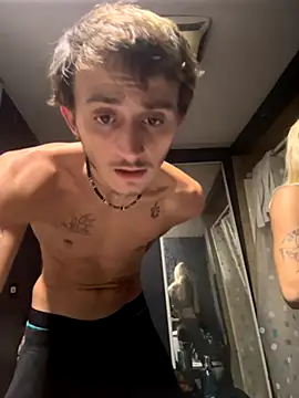 Snapshot of StoneyCam chatting on 10-23-25, 06:23 StoneyCam online show from 10-23-25, 06:23