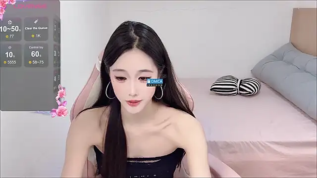 Snapshot of R_R6 chatting on 11-06-25, 07:31 R R6 online show from 11-06-25, 07:31