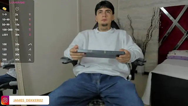 JamesDeker online show from 09-30-25, 07:52