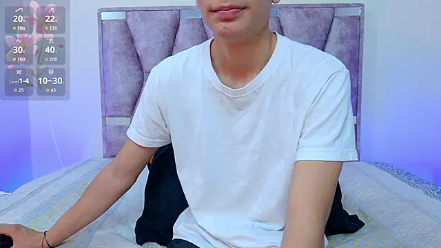 Snapshot of lana_and_liam_ chatting on 10-03-25, 10:23 lana and liam online show from 10-03-25, 10:23