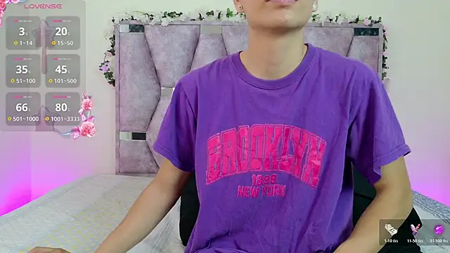 Snapshot of lana_and_liam_ chatting on 11-27-25, 09:22 lana and liam online show from 11-27-25, 09:22