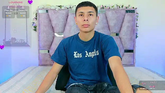 lana and liam  online show from 12-20-25, 09:38