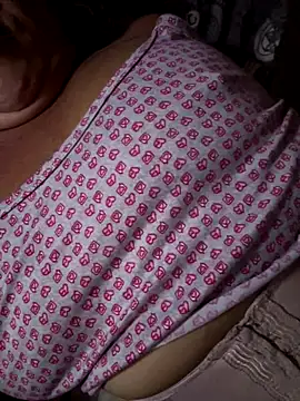 MaluLemos online show from 10-29-25, 04:20