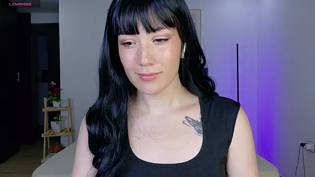 Snapshot of Eliih_01 chatting on 10-04-25, 02:09 Eliih 01 online show from 10-04-25, 02:09