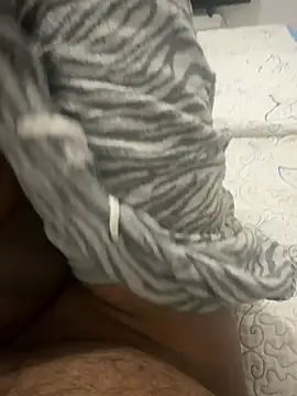 Snapshot of Madu0999 chatting on 02-17-26, 08:26 Madu0999 online show from 02-17-26, 08:26