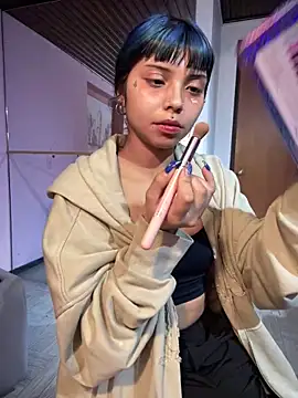 Snapshot of ZoeRaven_Pink chatting on 10-28-25, 01:36 ZoeRaven Pink online show from 10-28-25, 01:36