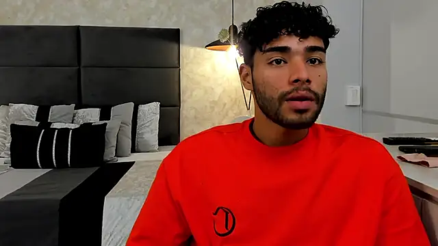 RaphaelDufort online show from 11-15-25, 09:43