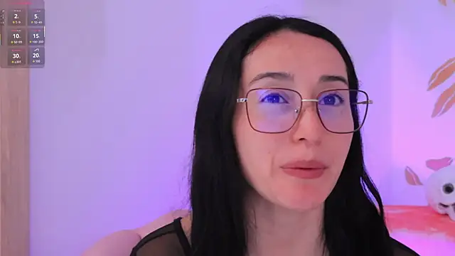 Snapshot of Ginevra_esposito chatting on 10-29-25, 12:29 Ginevra esposito online show from 10-29-25, 12:29