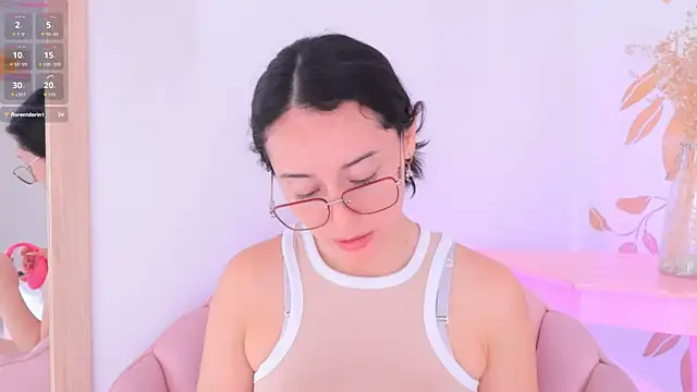 Snapshot of Ginevra_esposito chatting on 11-05-25, 02:39 Ginevra esposito online show from 11-05-25, 02:39