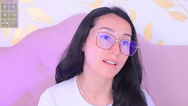 Snapshot of Ginevra_esposito chatting on 11-13-25, 12:48 Ginevra esposito online show from 11-13-25, 12:48