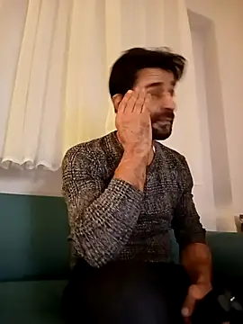 alex10alexx online show from 11-17-25, 09:31