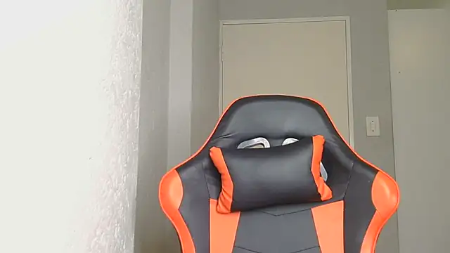 Snapshot of Ballenciaa chatting on 09-18-25, 07:05 Ballenciaa online show from 09-18-25, 07:05