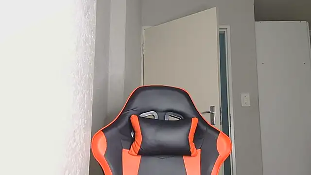 Snapshot of Ballenciaa chatting on 11-01-25, 07:05 Ballenciaa online show from 11-01-25, 07:05