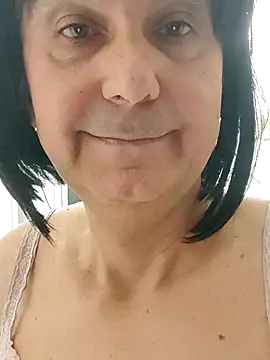 Emily de Carla online show from 10-06-25, 06:44