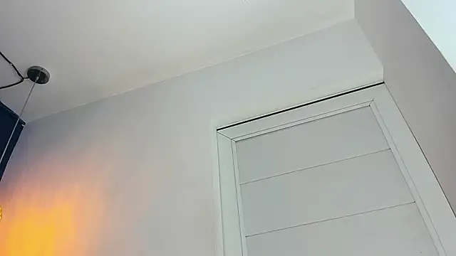 latinhotmuscle online show from 04-05-26, 05:59