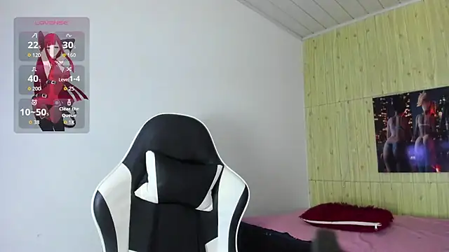 Snapshot of Raven_Rouge_ chatting on 12-04-25, 03:27 Raven Rouge online show from 12-04-25, 03:27