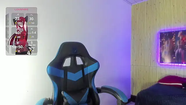 Snapshot of Raven_Rouge_ chatting on 12-05-25, 04:54 Raven Rouge online show from 12-05-25, 04:54