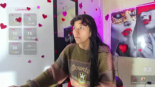 Raven Rouge  online show from 03-12-26, 08:04