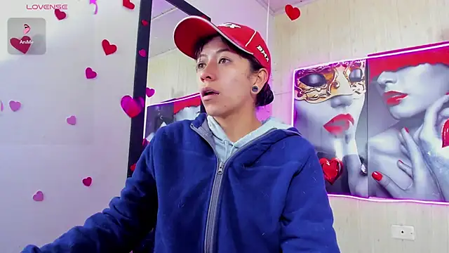 Raven Rouge  online show from 03-18-26, 08:34