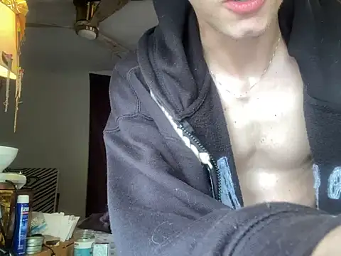 XanderOzzz online show from 10-17-25, 06:10