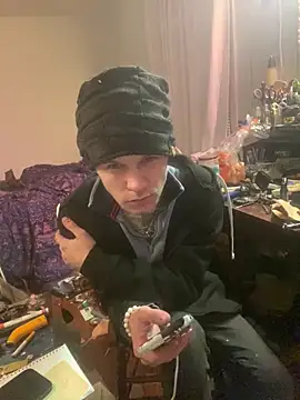 XanderOzzz online show from 12-05-25, 10:13