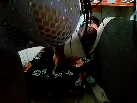 bustydivaxx21 online show from 09-26-25, 11:20